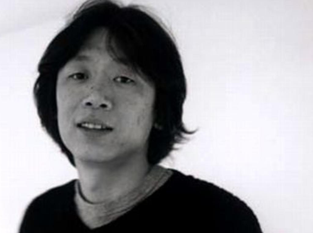 小学同桌男生喜欢一个女生的表现,一般男人喜欢多大年纪的女人