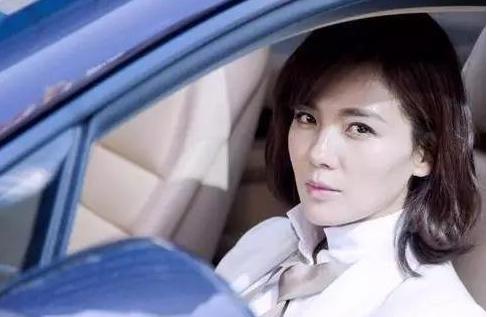 男生喜欢女生有什么表现中学男生真正爱一个人到底是什么样子的