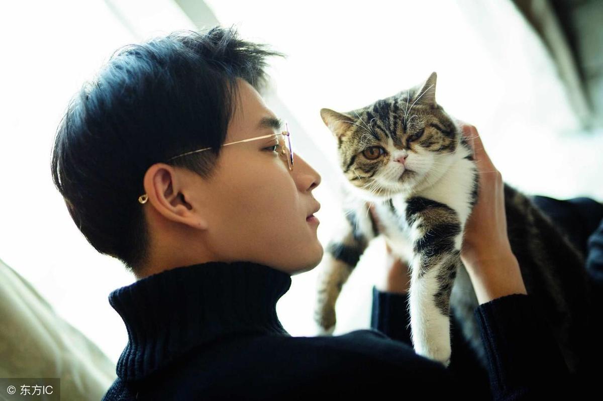 男生怎样才能喜欢你的表现,为什么一个男生不喜欢你