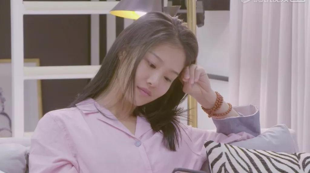 容易动心的女生性格你还记得第一次让你心动的她吗