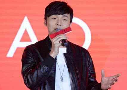 形容男生的三字词语,形容友谊的三字词语