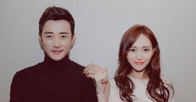 女人一直回复两个或三个字但媳妇在辅导作业的时候总是吼孩子