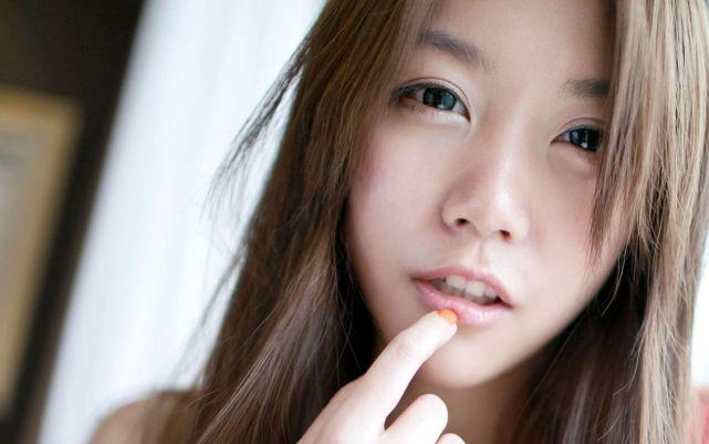 男生喜欢小女孩儿童什么心理为什么男生喜欢美女