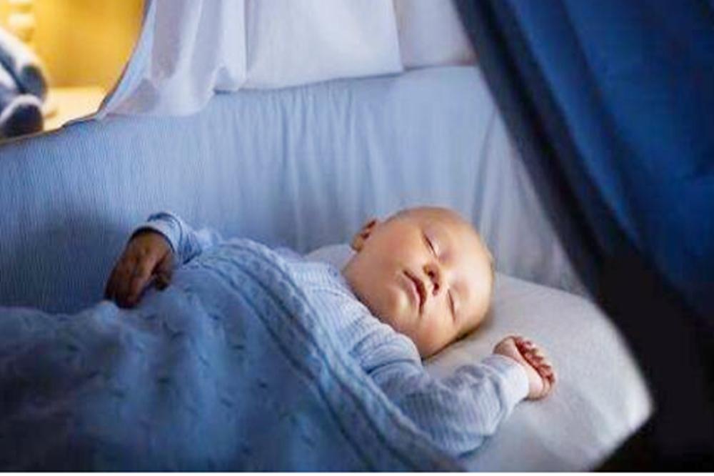 男生14岁正常身高14岁男孩1米75能长多高