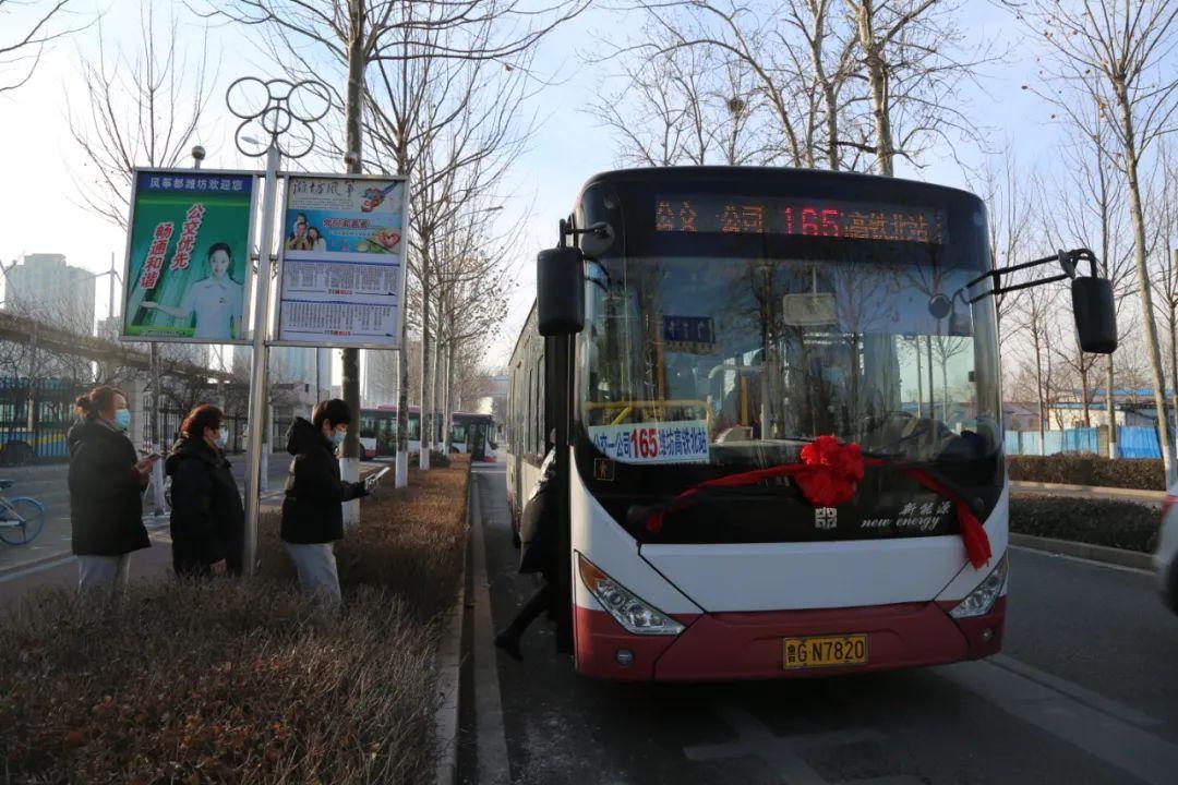 女生身高163和165对比身高163的男生应该找多高的女朋友