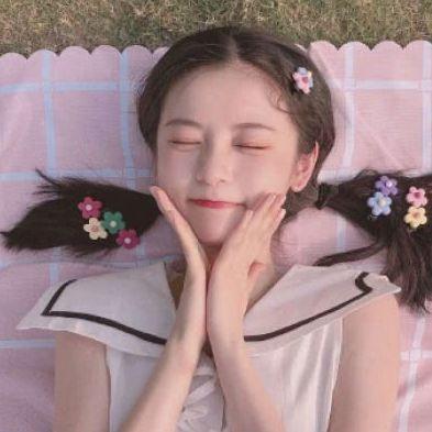 女的最喜欢男的做什么女生喜欢一个男生也不会主动吗