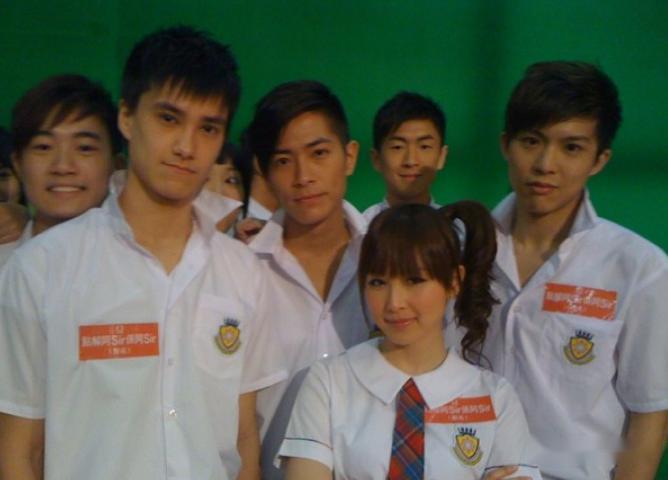 女朋友最喜欢听什么甜蜜的话,有哪些睡前故事短一点给女朋友讲的