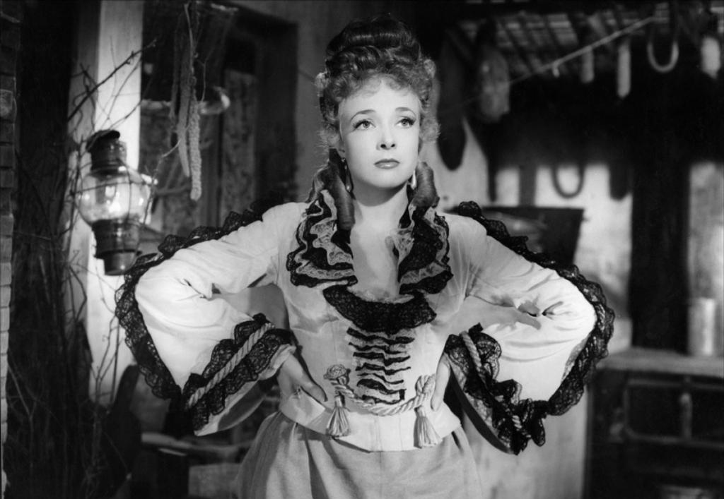 关于三个男人的句子天天想着不能在一起的那个女人