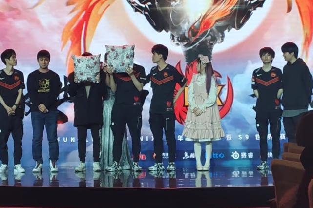 doinb说了什么FPX中单Doinb首谈个人S9世界赛目标