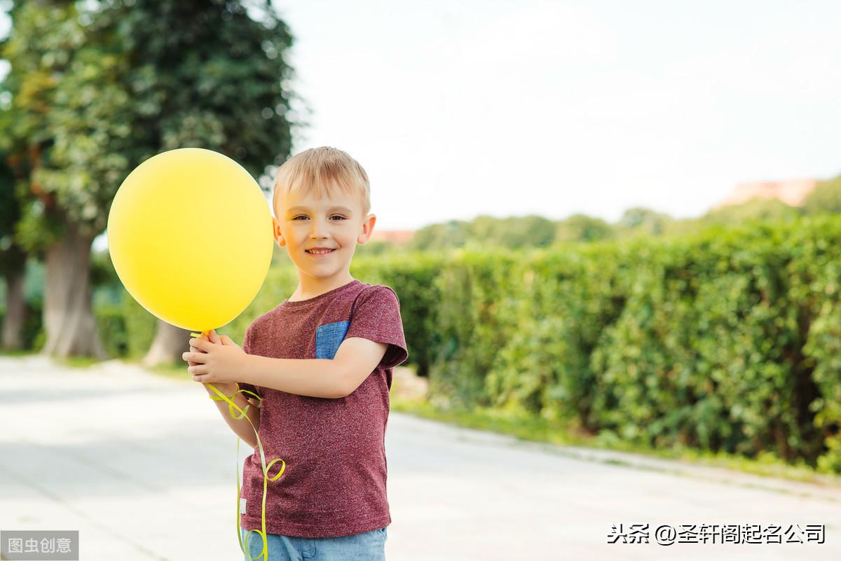 男生三个字独特好听名字网名英文,兄弟备注特别的昵称英文