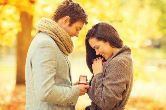 女生怎么吸引男生喜欢自己的身体头条上发什么内容比较吸引人