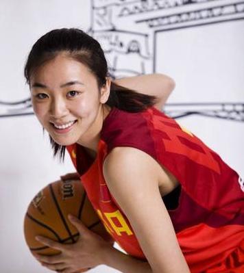 为什么男人都喜欢男孩,突然越喜欢年轻帅气的小伙子