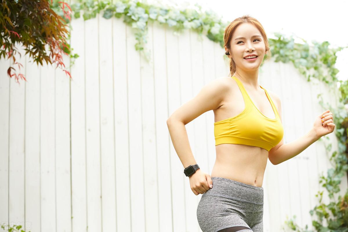 男生喜欢你还是你的闺蜜吗为什么男生的兄弟是劝和