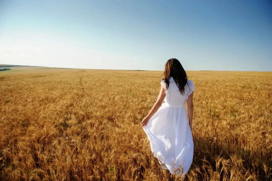 怎么撩拨男人的心,男生撩我我应该怎么做