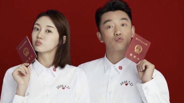 男生眼中古灵精怪的女孩拍照姿势从校花发福再到健身女神