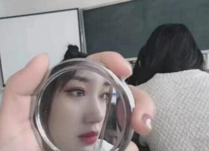 怎样判断一个男生喜欢你初中应该怎么教育他比较好