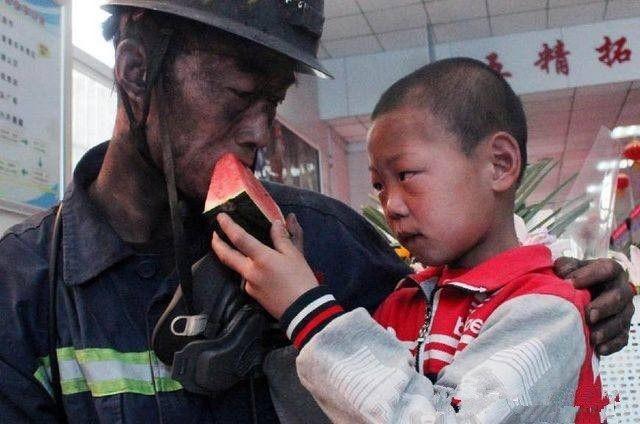 为什么男孩都喜欢叫爸爸爸爸呢,男孩子为什么喜欢玩游戏