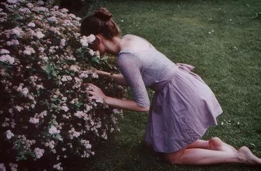 男生怎样才是喜欢你的表现,如何测试男生是否喜欢你呢