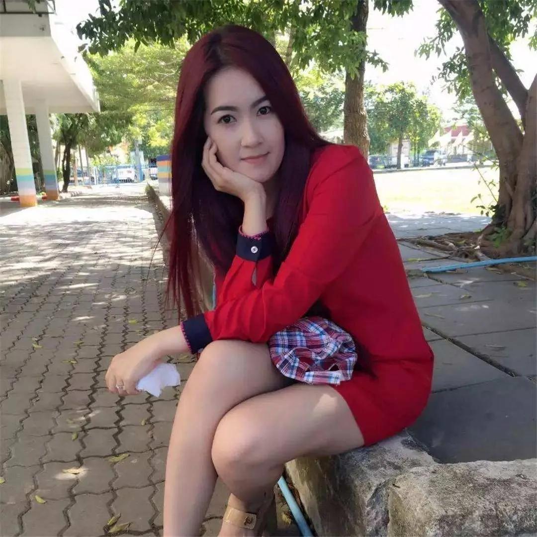 和已婚女人聊天什么程度算暧昧,已婚的女人每天和一个男人聊天会不会出轨呢