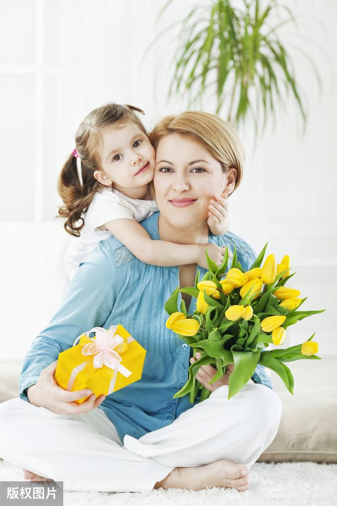 初中生买什么礼物好,送15岁初中生实用礼物