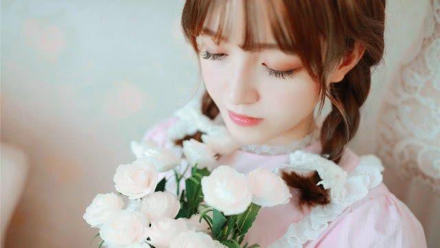 和女生聊天的30个幽默话题女生说回聊该怎么幽默的回复