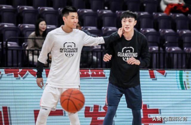 男生送好基友礼物排行男方好几个同事合伙送什么为妥