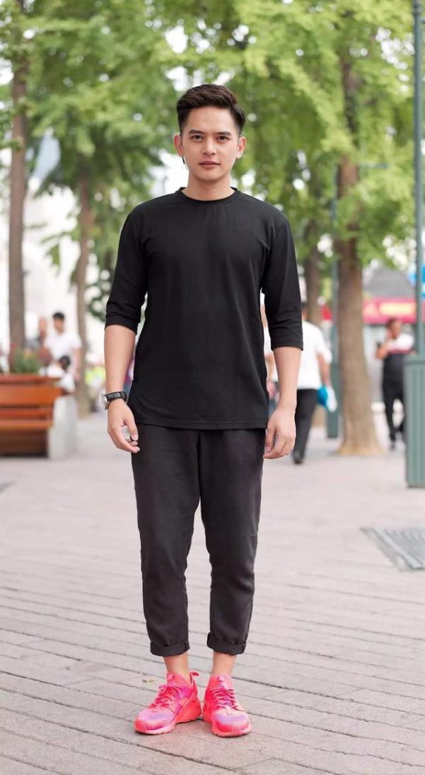 男生长到180各个年龄段身高,180厘米标准身材