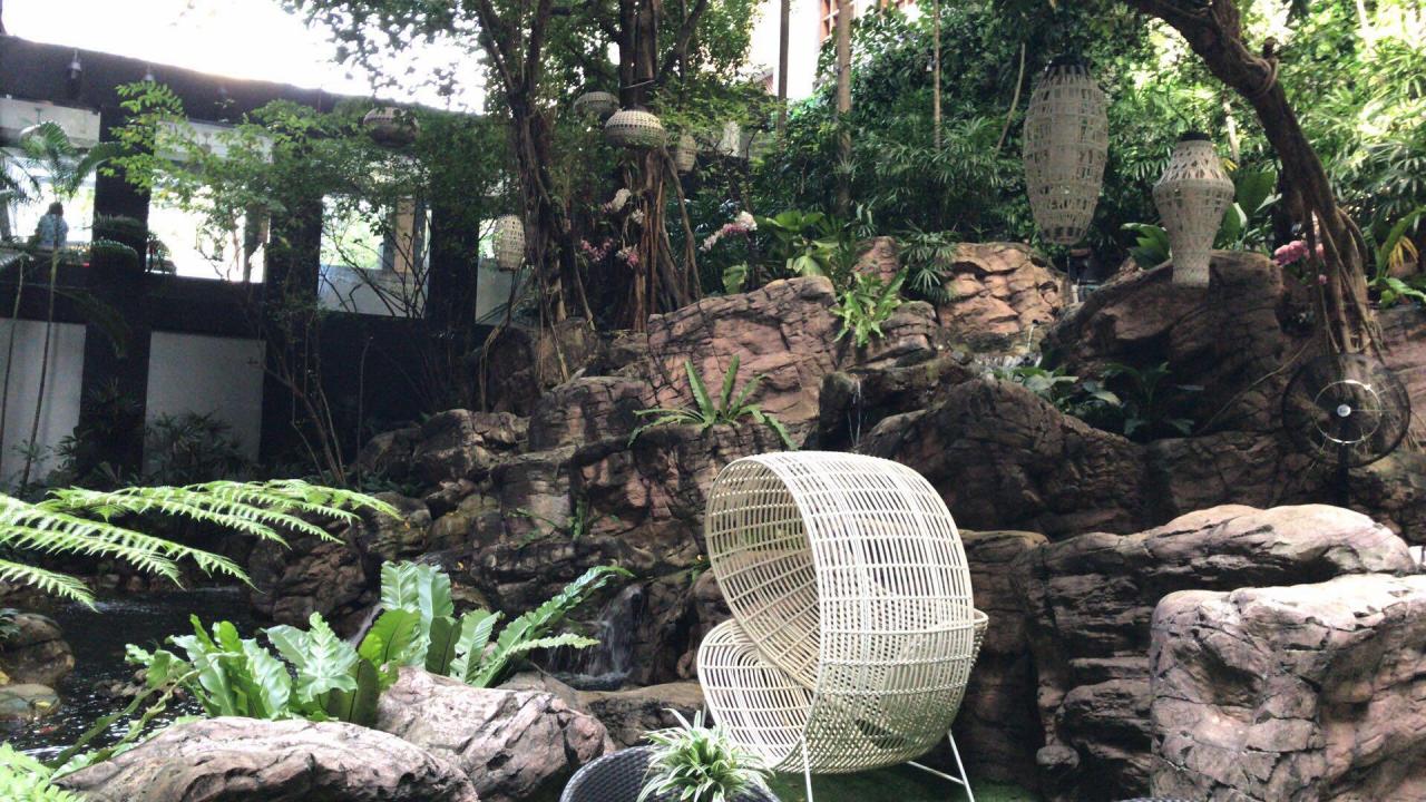 男人在女人堆里工作生活为什么一些女性被男性关注后会更加干净利落变得更有气质和魅力