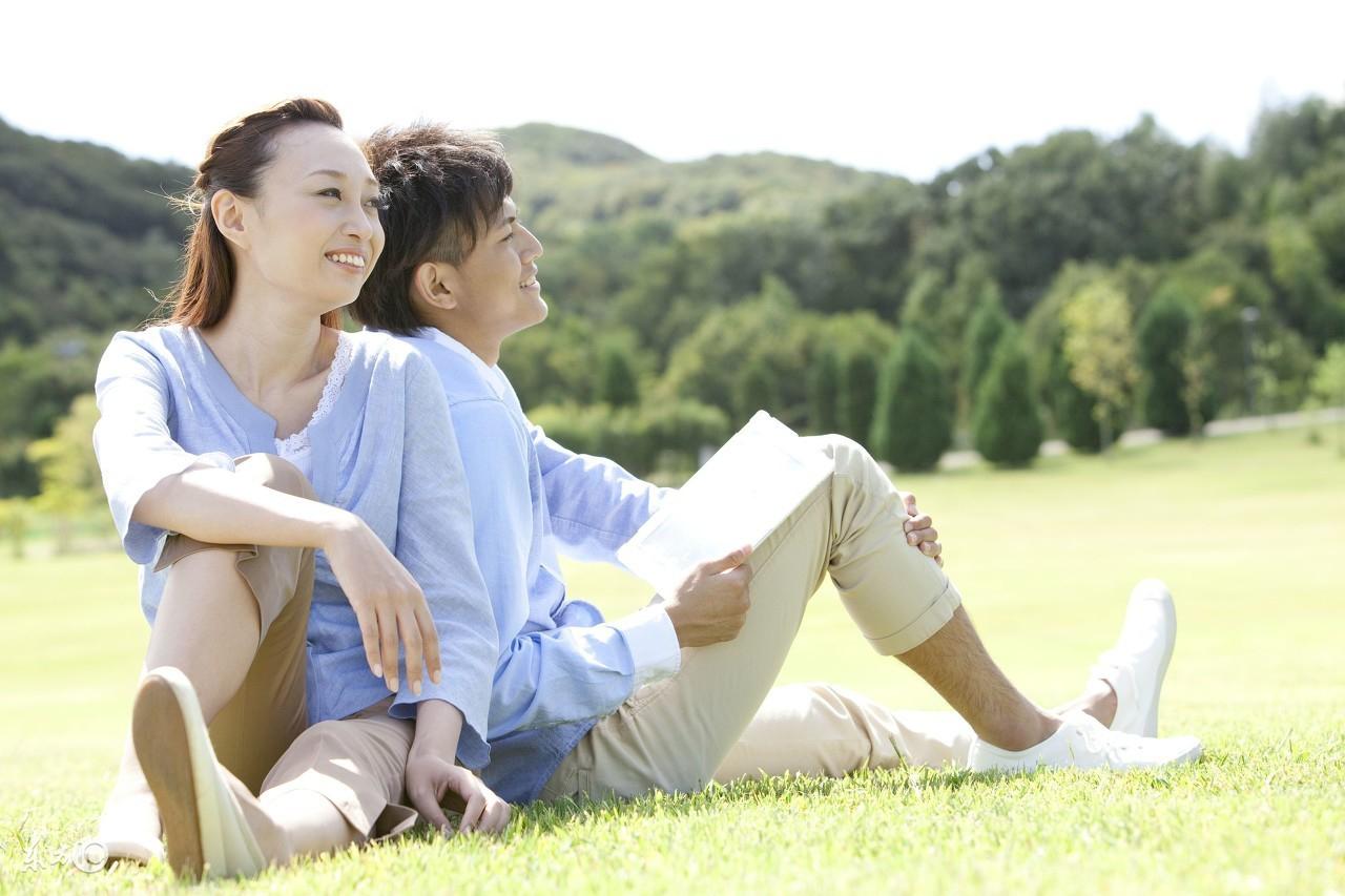 女生对什么样的男生感兴趣男生是喜欢长头发的女生