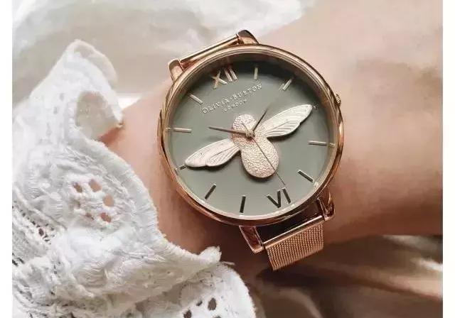 17岁男孩喜欢什么生日礼物18岁生日礼物文案