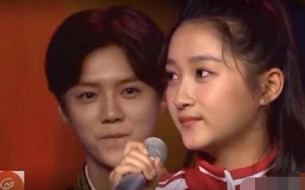 热恋期男生都喜欢亲亲抱抱么,喜欢抱着男人的女人是什么性格