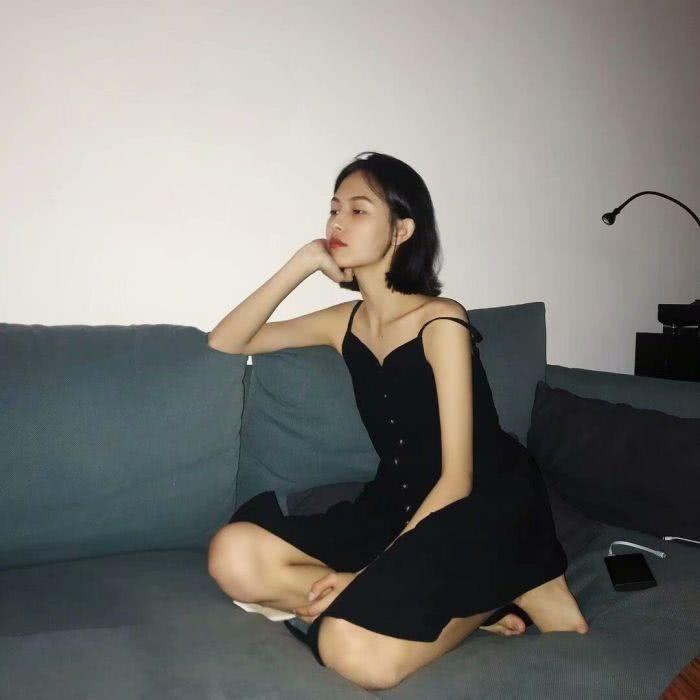 同班里男生暗恋女生的表现为什么双鱼座男生对一个女生很冷漠