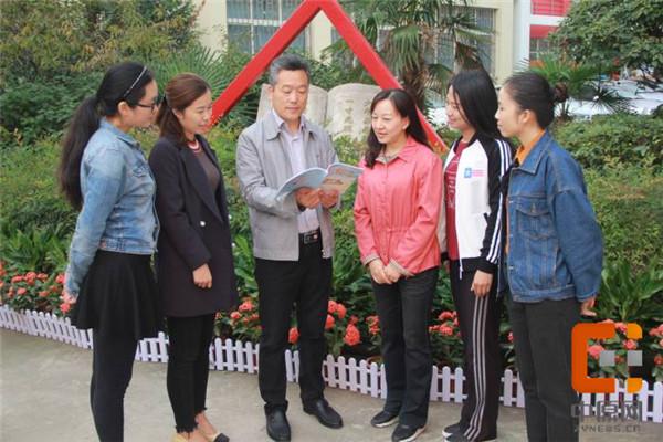 怎么追喜欢的男生小学,小学一年级的数学怎么才能学好