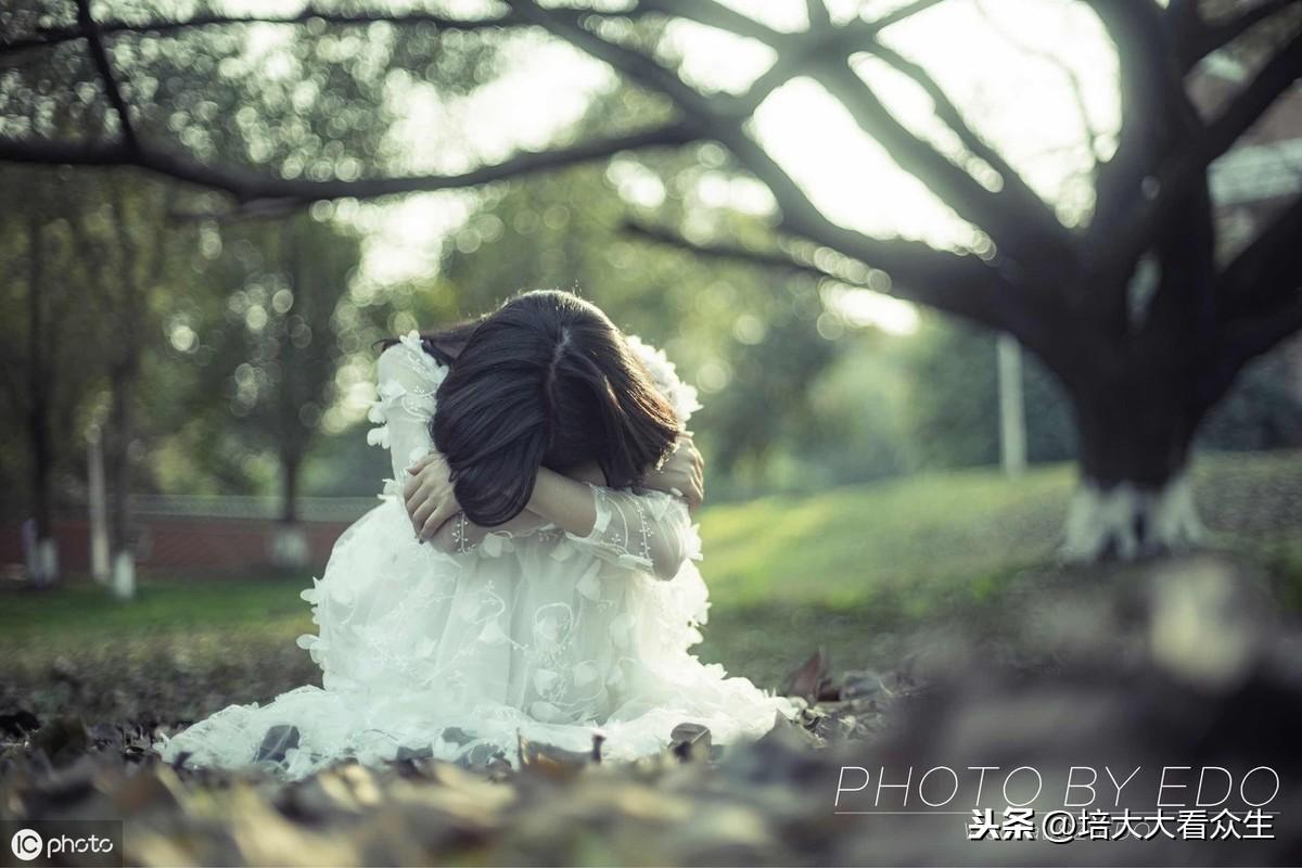 怎么看出一个男孩子喜欢你男生喜欢女生会有哪些具体的表现