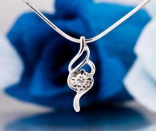 男生一般最喜欢什么礼物,送男生什么轻奢的礼物比较合适且实用