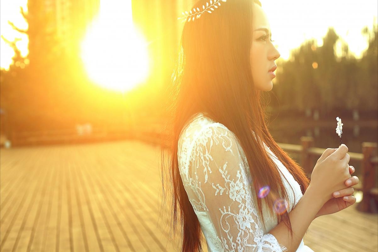 如何让男的喜欢你怎样做才能让人人都喜欢你