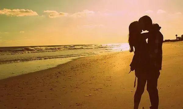 女生喜欢男生叫她啥女生会主动要男生发红包哄自己吗