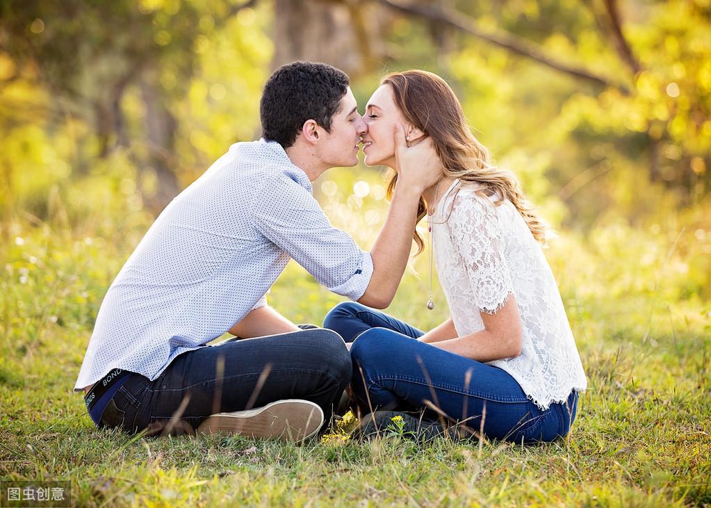 女人比较喜欢的话题一个女生和你聊天会不断找话题