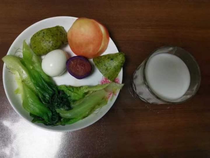 蓝莓一天吃多少为宜十六个月宝宝吃多少蓝莓