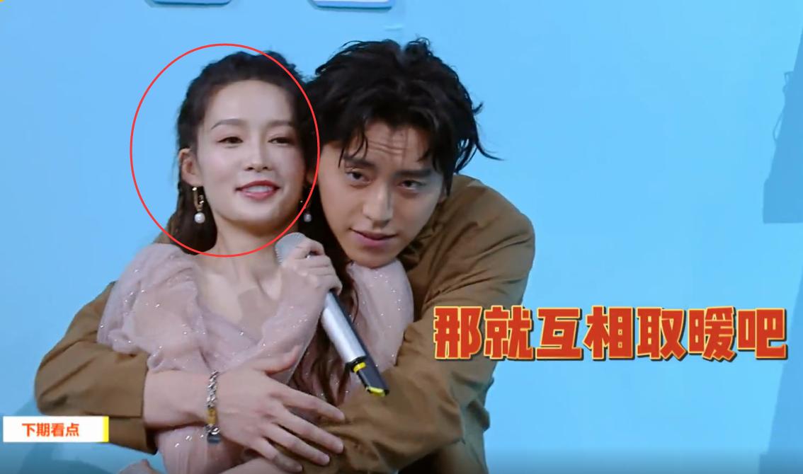 男生为什么喜欢抱女孩子特别黏男朋友总想让他抱抱