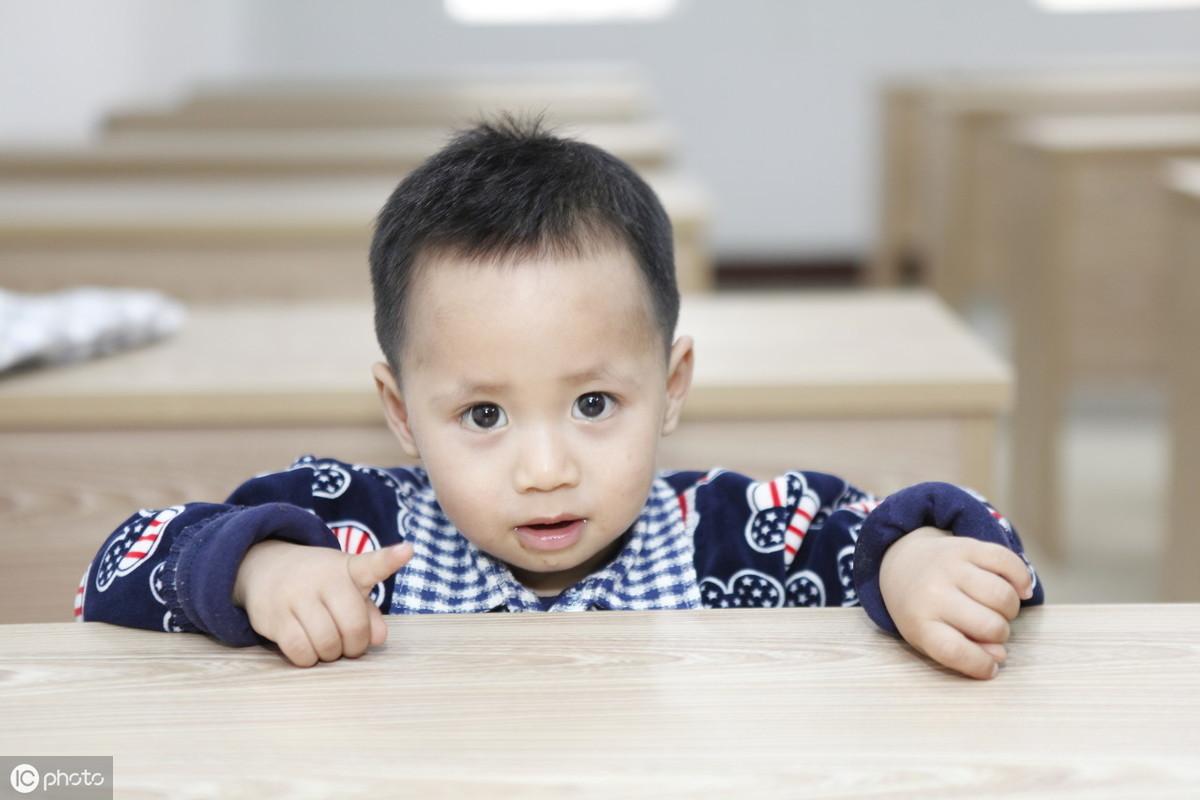 轻微自闭症十七个症状儿童自闭症的早期表现是什么