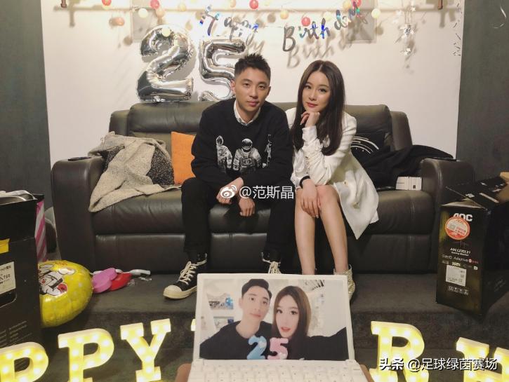 男朋友说对着我的照片冲结婚后男人总是说你幼稚是爱你吗