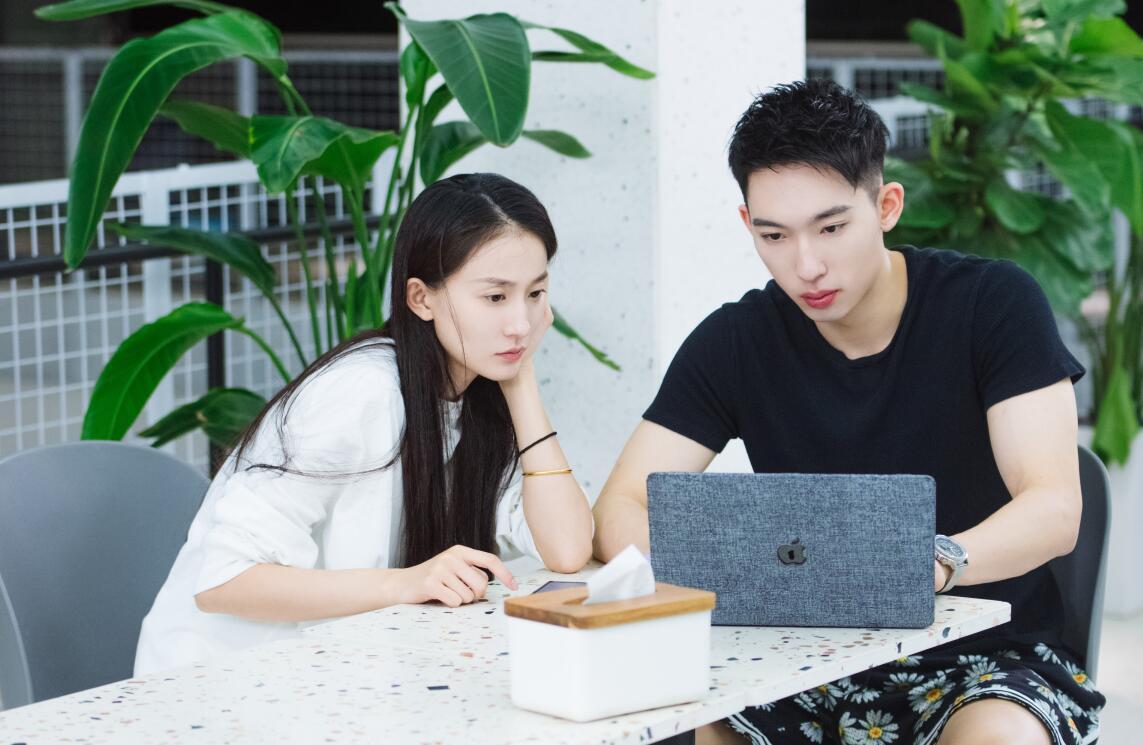 怎么才能吸引男生,女子要怎样的