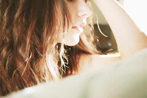 女生喜欢你的30个表现女生在自己喜欢的男生面前会怎么表现