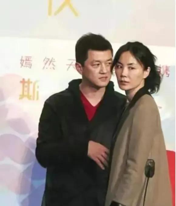 男的会嫌弃女的女生会反感脸上长痘痘的男生吗