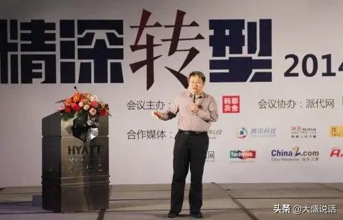 跨境电商服装行业的发展趋势,一个做殴美外贸服装批发的商家想做跨境电商供应商，该怎么操作