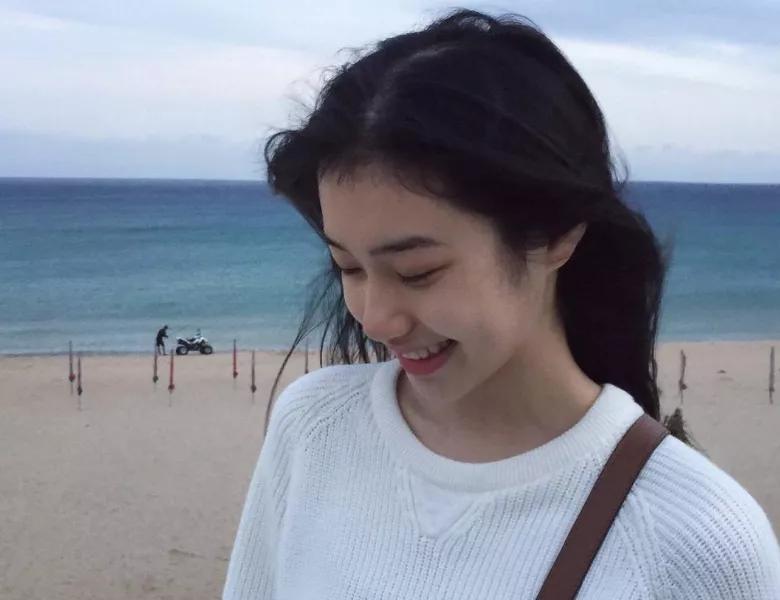 怎么做男生才会喜欢你的表现,为什么有的男生谈恋爱会喜欢粘着女生