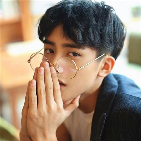 老公备注名称简短暖心男票是怎样备注自己的