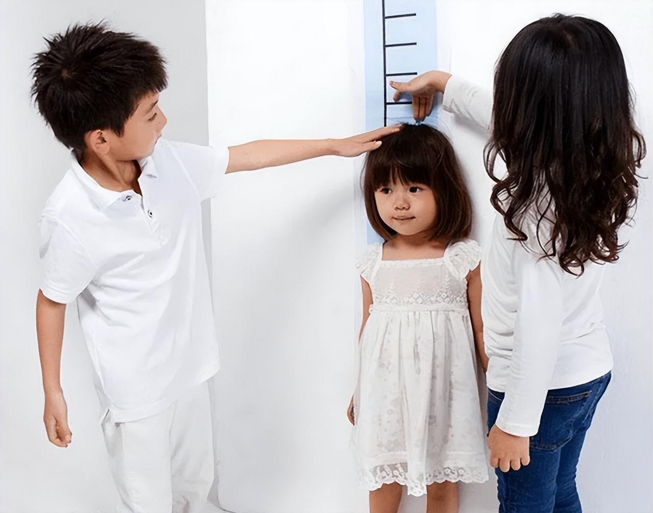 18岁正常身高体重标准73岁女孩身高标准表