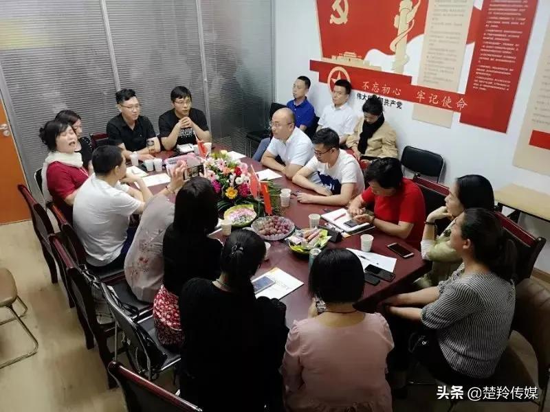 免费网站正能量WWW软件,小红书搜什么有正能量